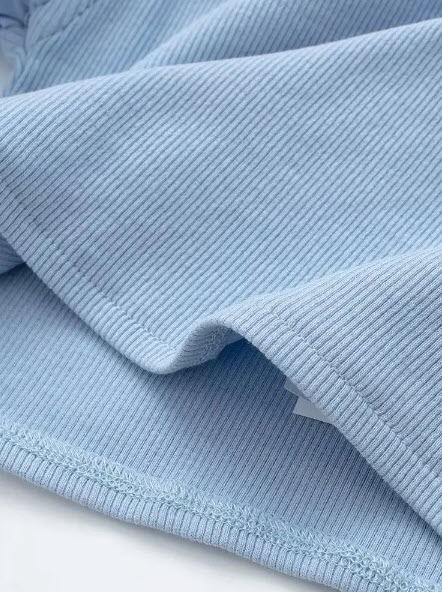 Krásny rebrovaný crop top značky zara, zara,s