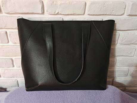 Kabelka za symbolickú cenu, 