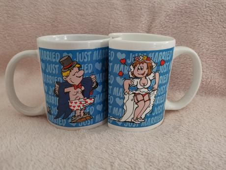 Šálky just married,