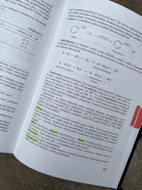 Přehled středoškolské chemie, 