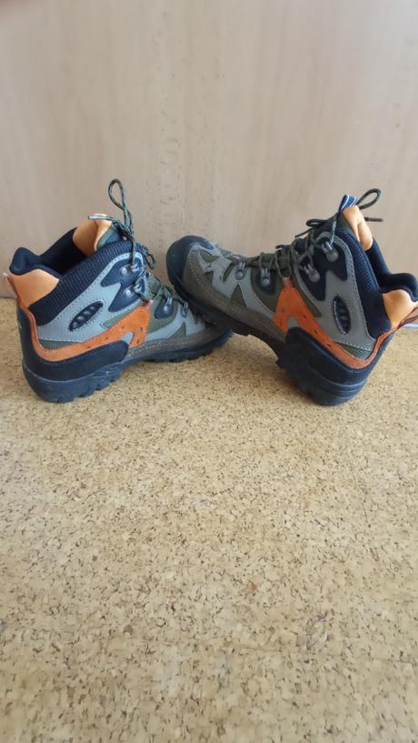 Turistické topánky, 39