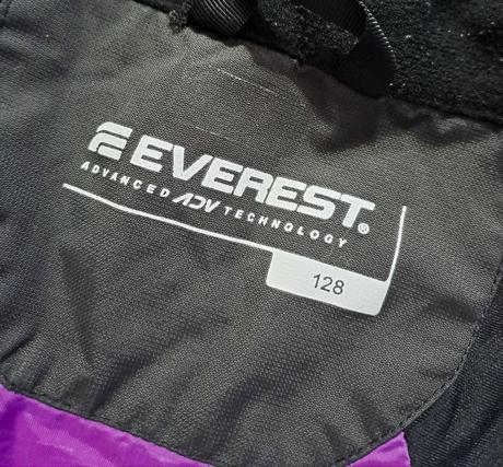 Kvalitná lyžiarska bunda everest, 128