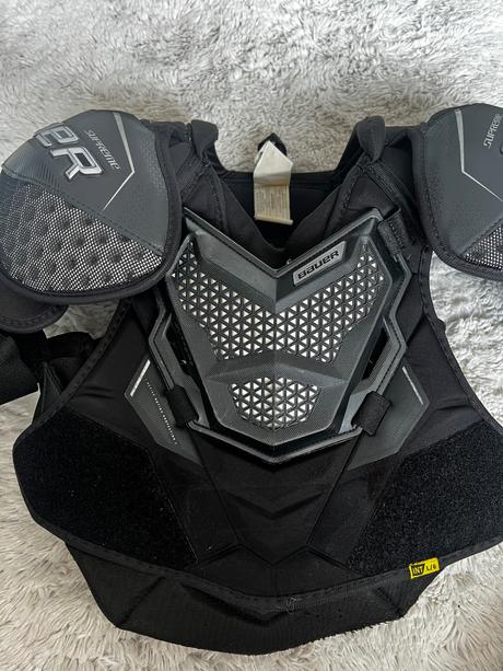 Hokejová vesta - ramená - ako nová, bauer,l