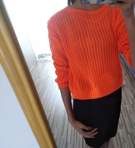 Neónový pulóver, 152