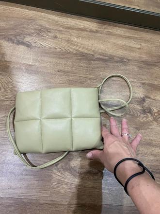 Kožená kabelka closed, 