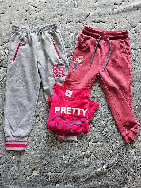 Teplaky + tricko, lupilu,98