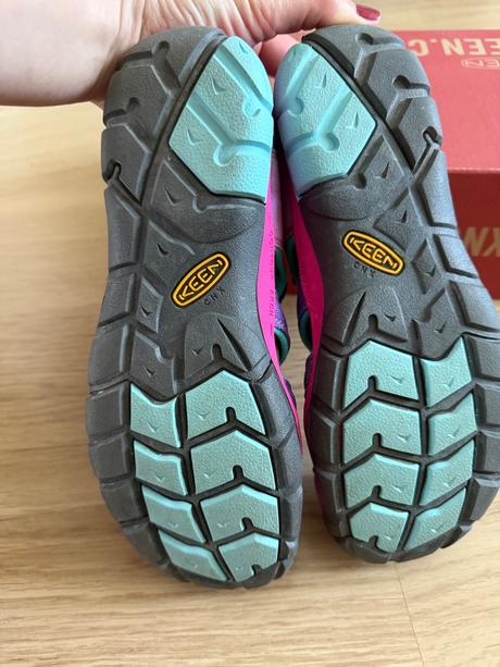 Sportove sandale, keen,38