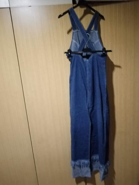 Dámske šaty na traky, s