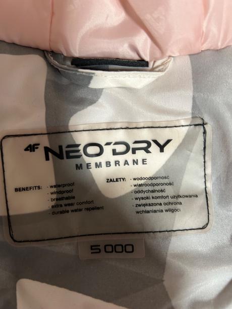 Lyziarska bunda, 152