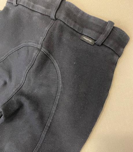 Rajtky jazdecké čierne, 134