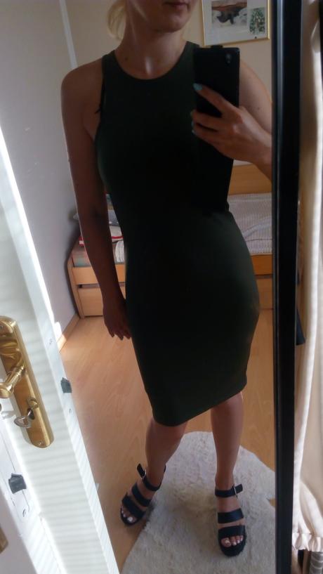 Elastické dámske šaty, s