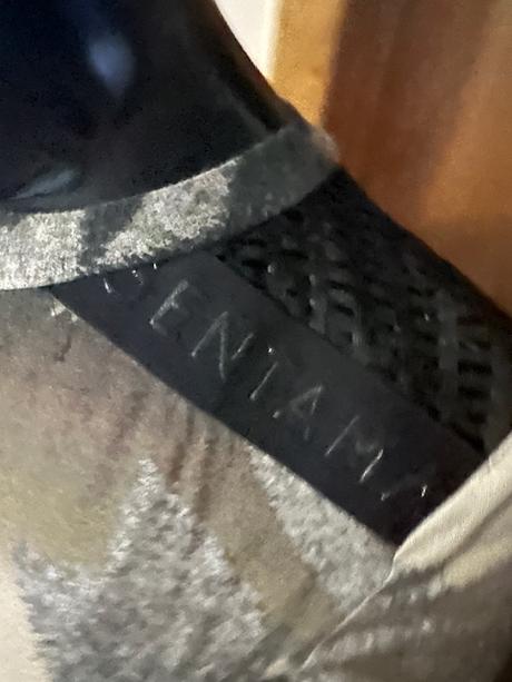 Pekné vzorované šaty s vreckami zn. magenta, l / m