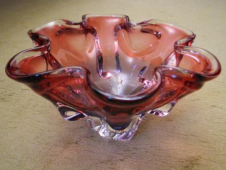 Misa z hutného skla,