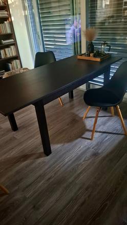 Jedálenský stôl ikea,