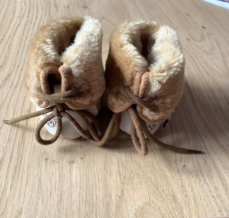 Capackove cizmicky next, next,<17