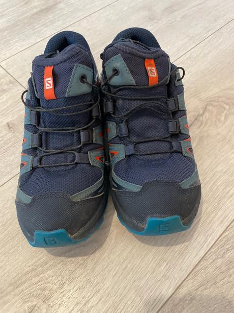 Turisicke topanky salomom, salomon,33