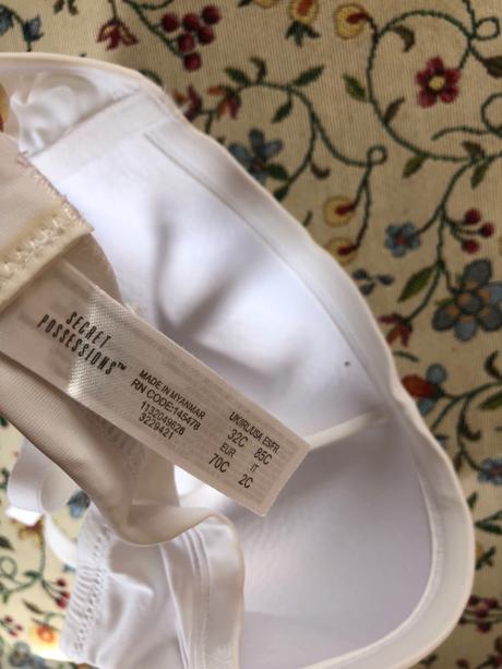 Podprsenka, secret possessions,70b