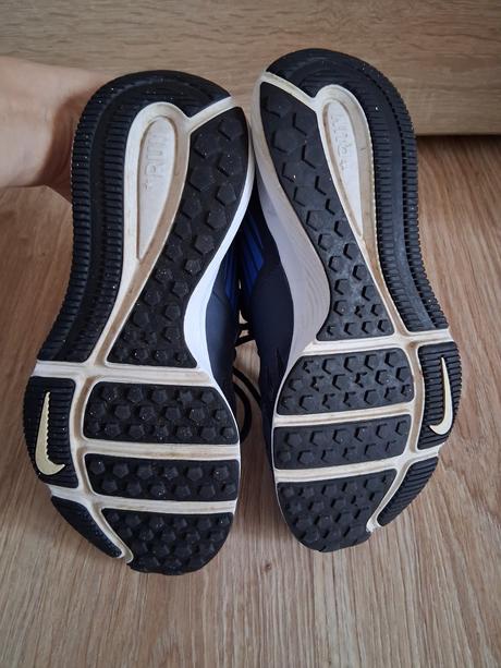 Bežecké tenisky, nike,36
