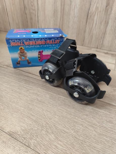 Svietiace kolieska na topánky led,