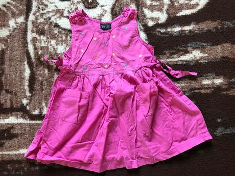 Dievčenské ružové šaty, 98
