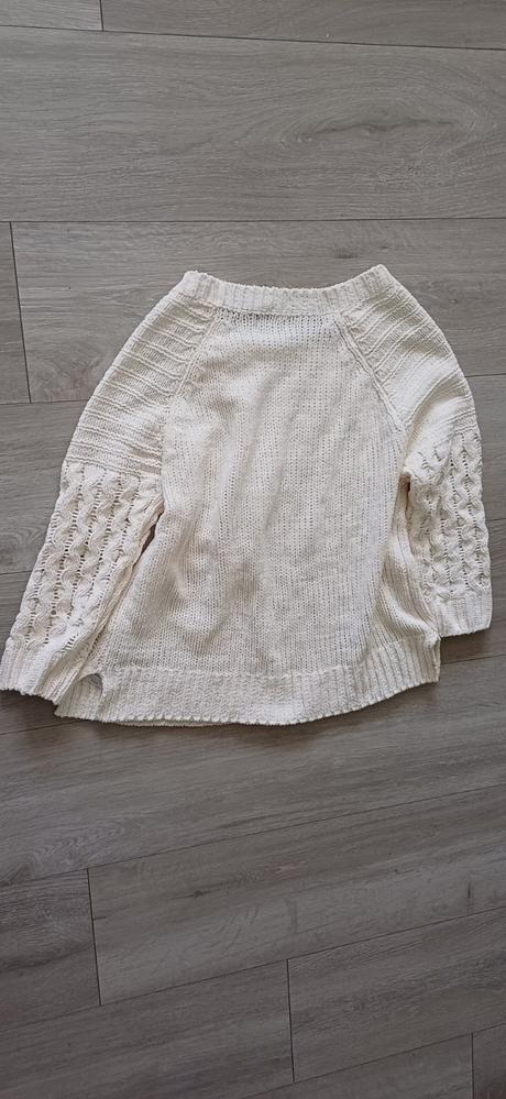 Sveter biely 36, f&f,s