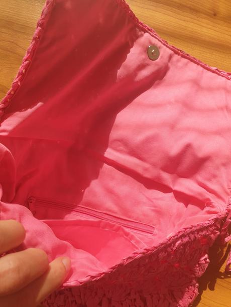 Listova kabelka slamena,