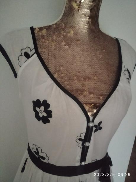 Krasne romantické saty, amisu,36