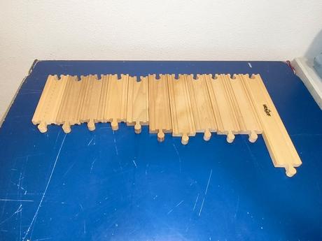 Koľajnice, depo, mosty, vláčiky, doplnky, 