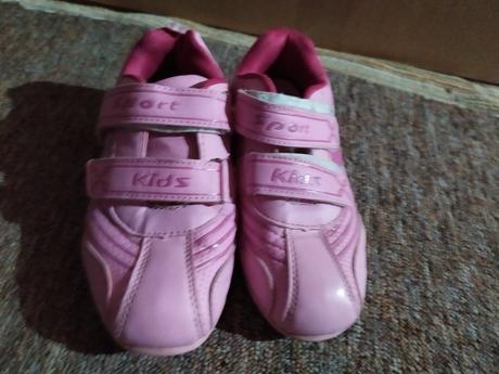 Botasky 33 s poštou, 33