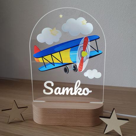 Detská nočná lampa s vlastným menom lietadlo,