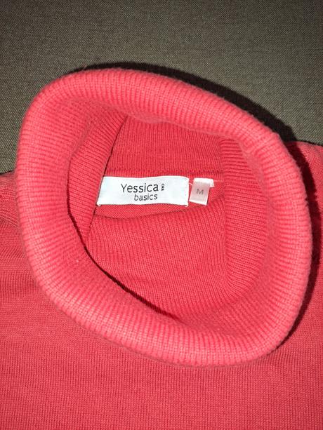 Červený rolák, yessica,m