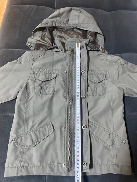 Jarný kabátik, 104