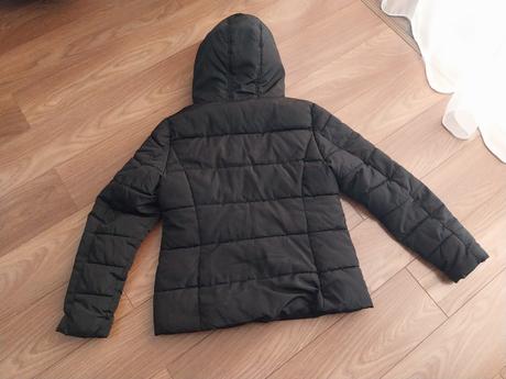 Krásna teplá bunda, 40