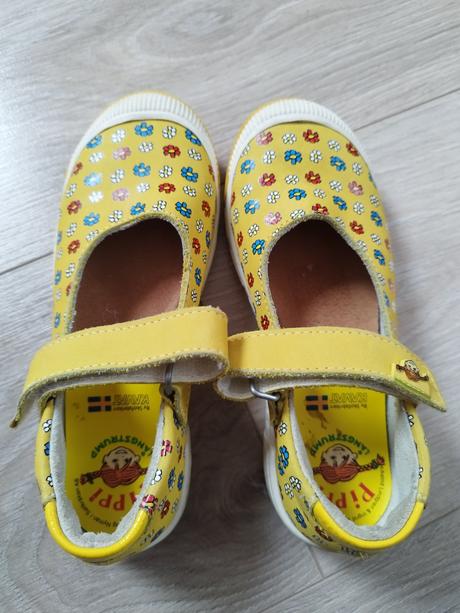 Topánky pipi dlhá pančucha, 29