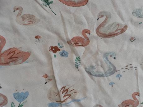 Pyzamo s labutkami next, next,134