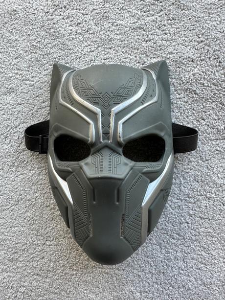 Maska black panther, 