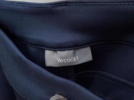 Tmavomodré nohavice, yessica,38