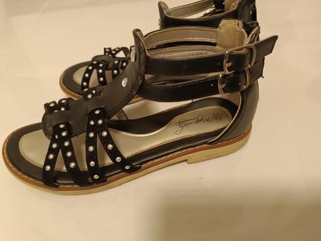 Dievčenské sandále, 32