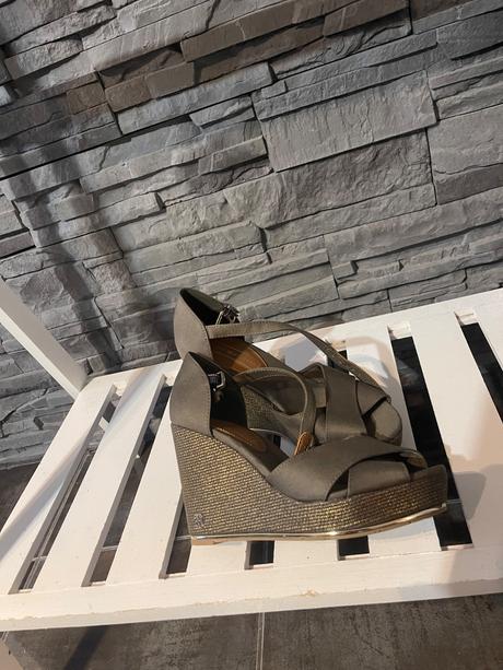 Tommy hilfiger v.37, tommy hilfiger,37