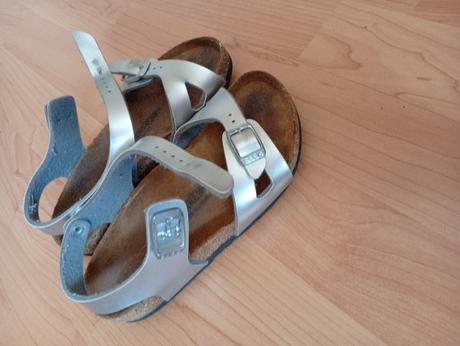 Sandálky birkenstock v.29, 29
