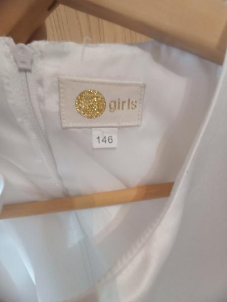 Šaty na prvé sväté prijímanie, 146