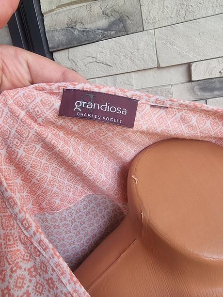 Bluzky znackove 46-48, 48