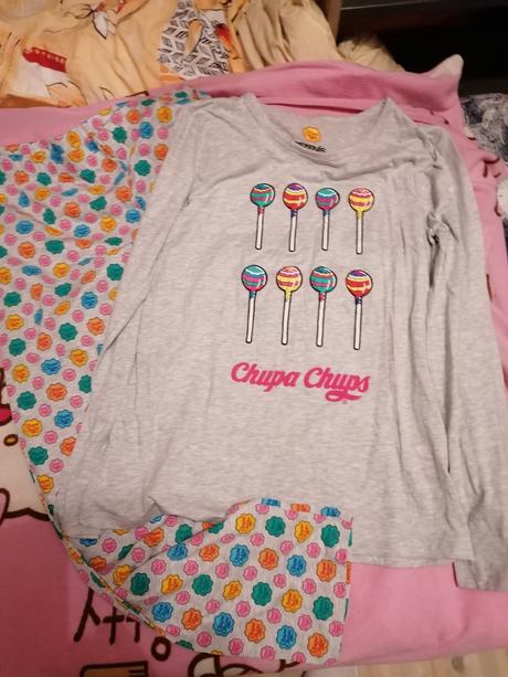 Balík pyžam už aj s poštou, tezenis,l