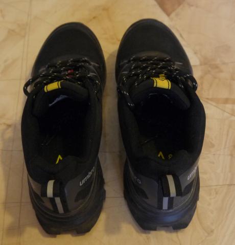 Chlapčenská trailová obuv, umbro,37