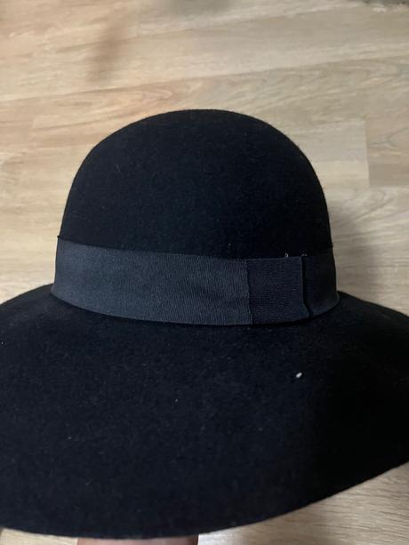 Čierny klobúk s. oliver, s.oliver