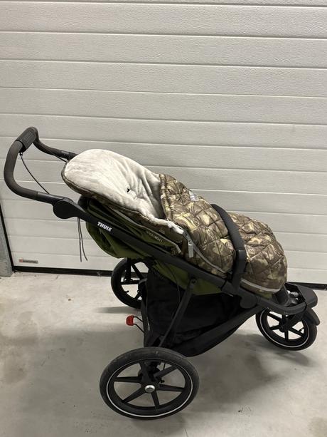 Na predaj thule urban glide 2, thule,thule urban glide 2