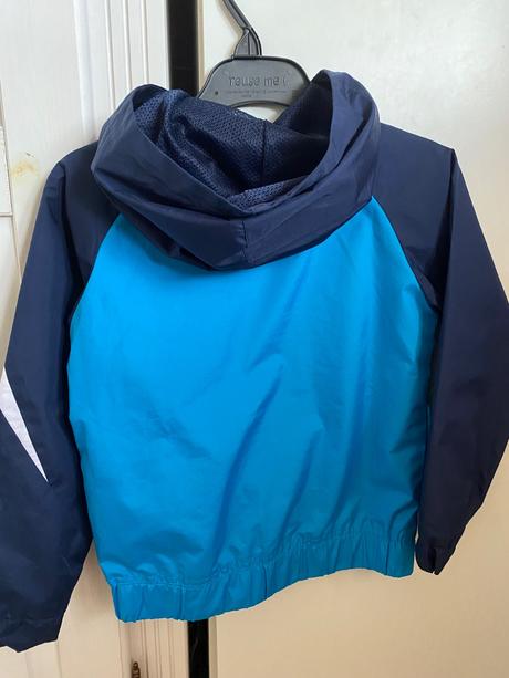 Nike tenka vetrovka, nike,104