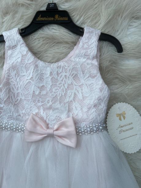 Šaty nové na 3 ročky, 