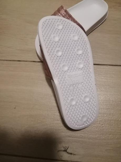 Šľapky kappa trblietavé, veľmi pekné, kappa,30