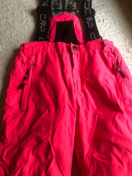 Nádherne značkové oteplovacky, 104